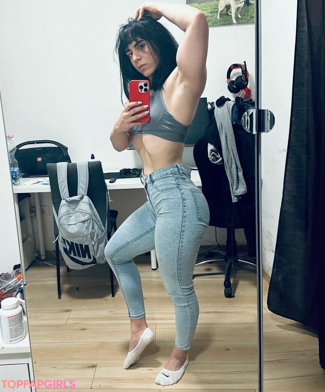 courtney01 naked actress img