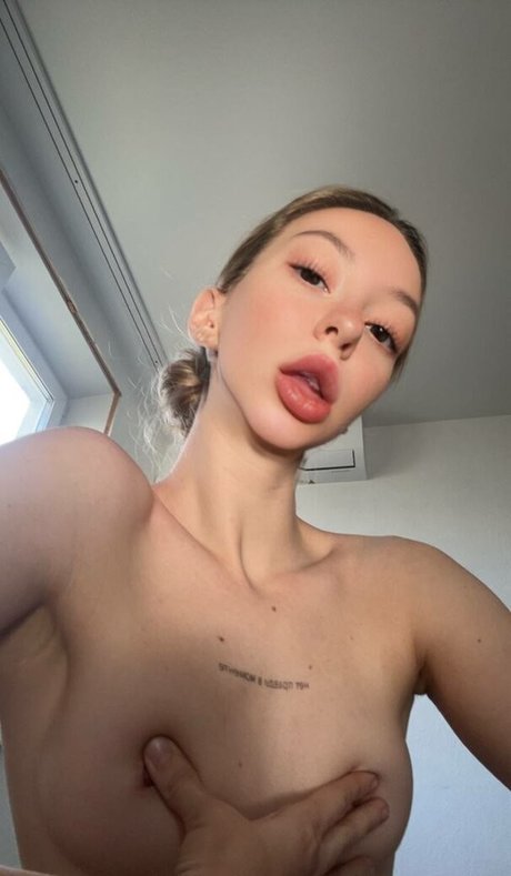 Holy Harlot xxx pornstar galleries