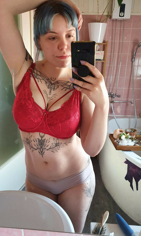 BobacoreCos free actress pic