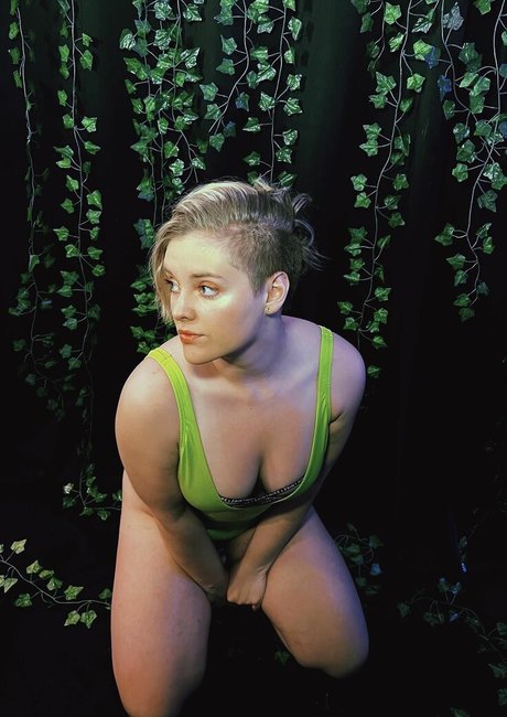 Harmony By Day nudes actress img