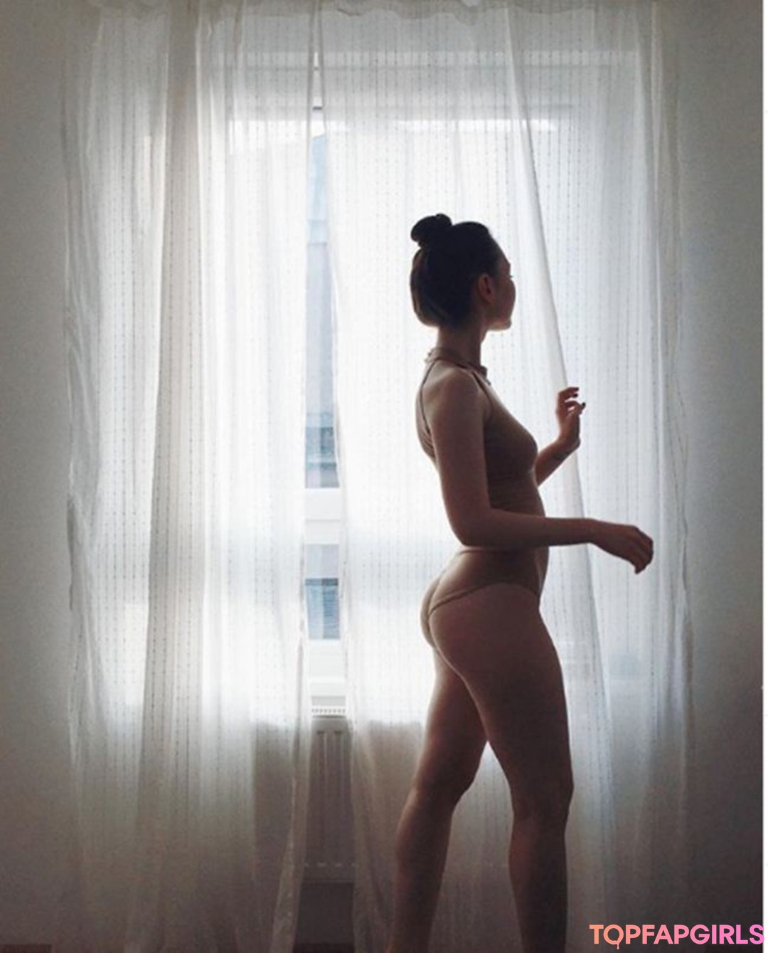 Aya Shalkar erotic star pictures