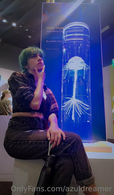 azuldreamer naked pornstar picture