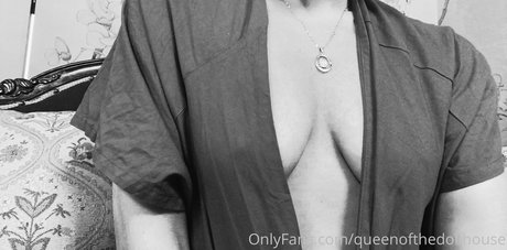 queenofthedollhouse beautiful actress galleries