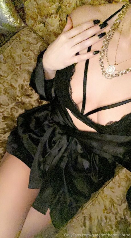 queenofthedollhouse pornographic star pictures