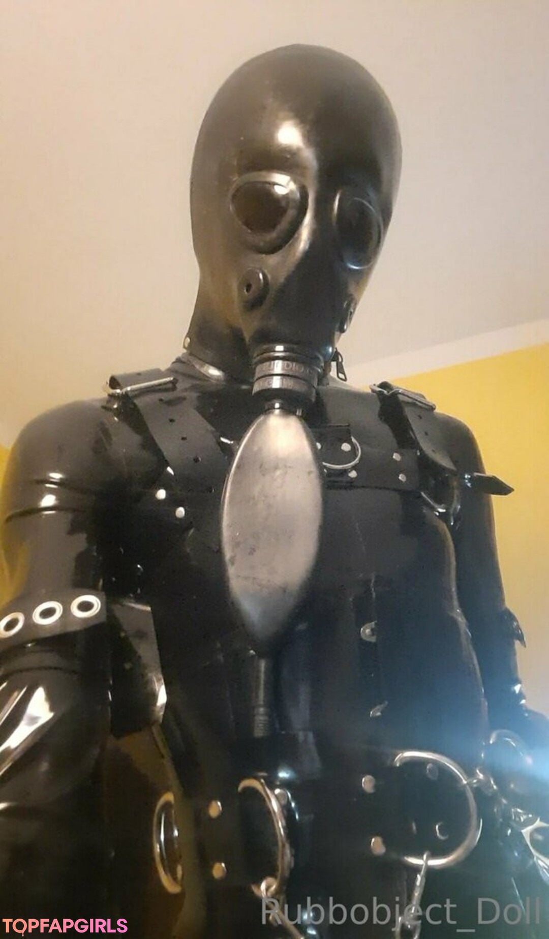 rubbobject doll exclusive actress img
