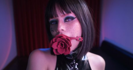 cyberpunkgirl free model free pic