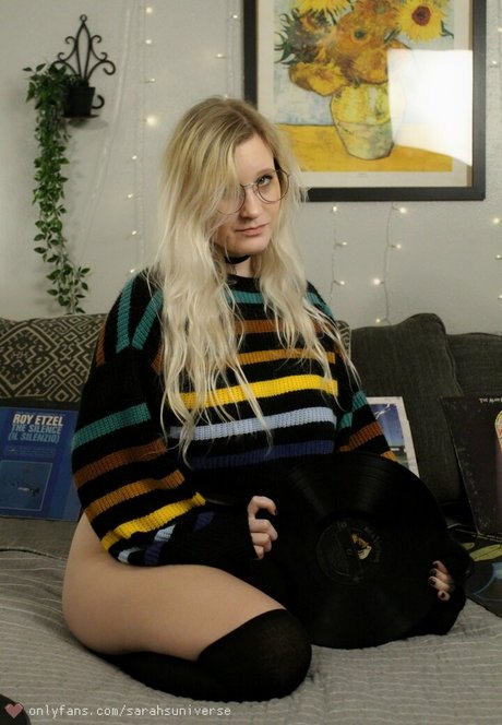 sarahsuniverse sexy model images