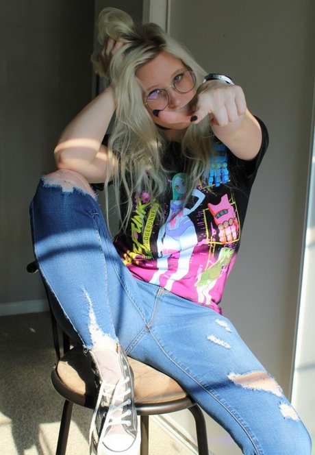 nerdy teen onlyfans sex image