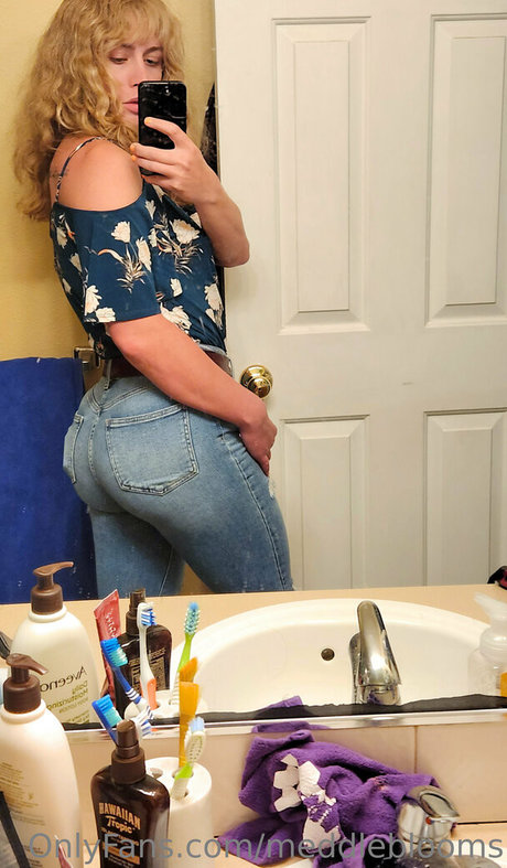 asian masturbation onlyfans adult photo