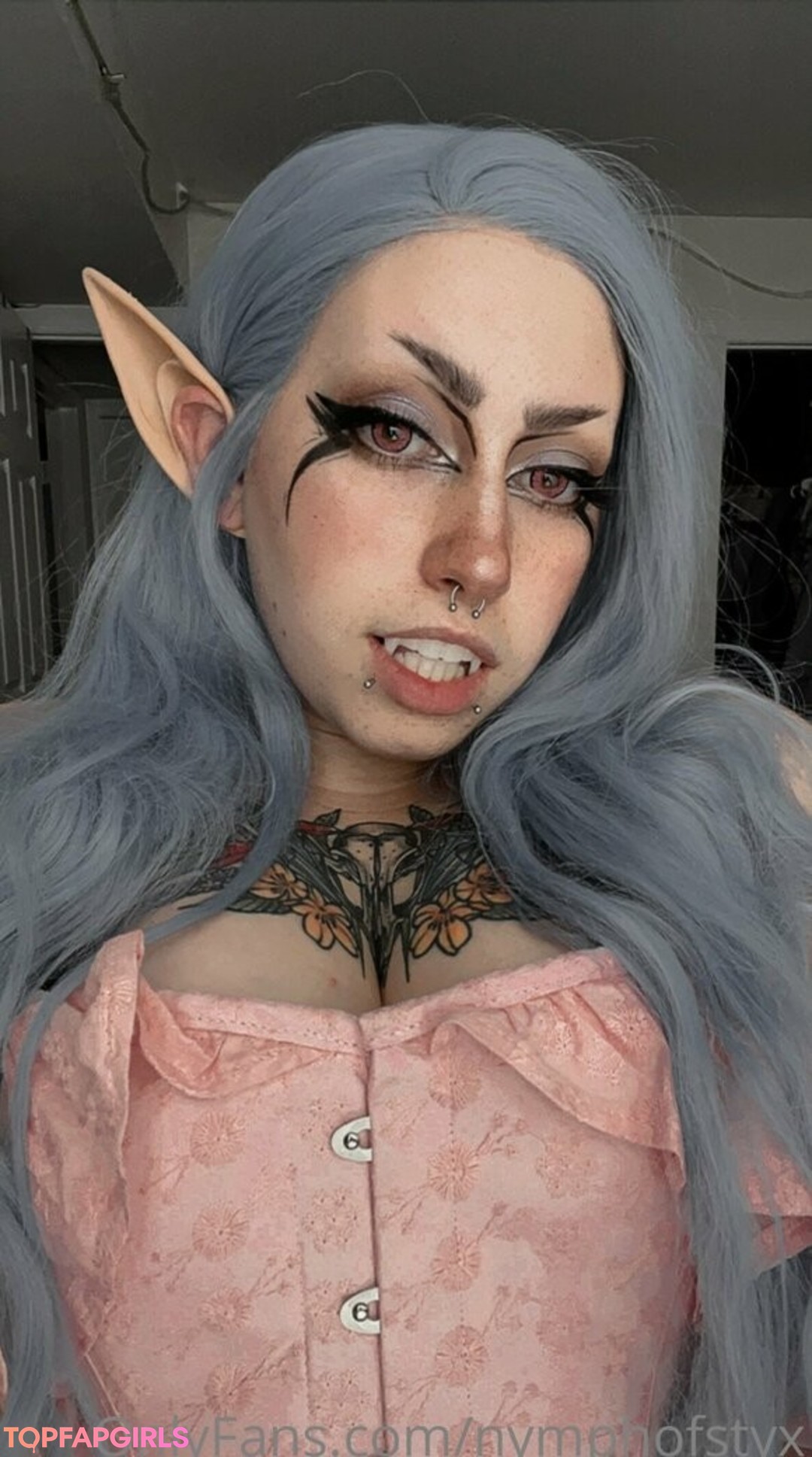 Slyvampyre model pornographic pics
