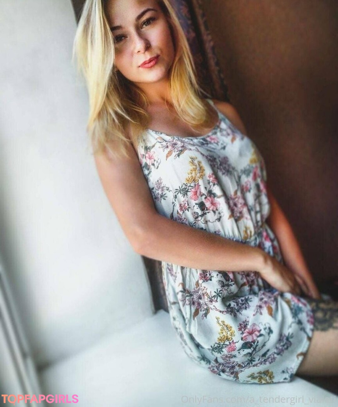 a tendergirl vialeti hot star img