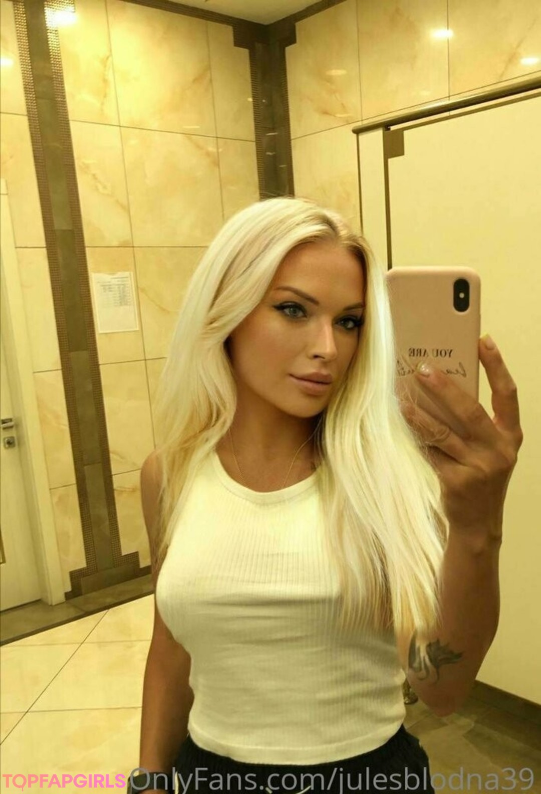 Julesblodna39 nude star pics