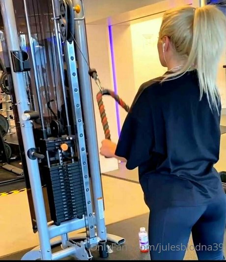 Julesblodna39 nice pornstar pic