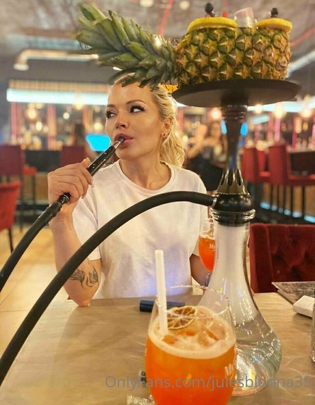 Julesblodna39 top actress photos