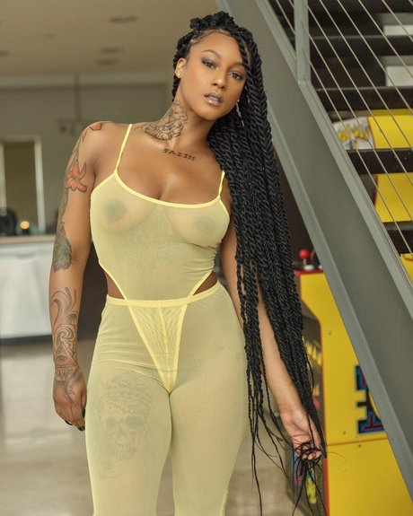 blonde cougar onlyfans free porn image