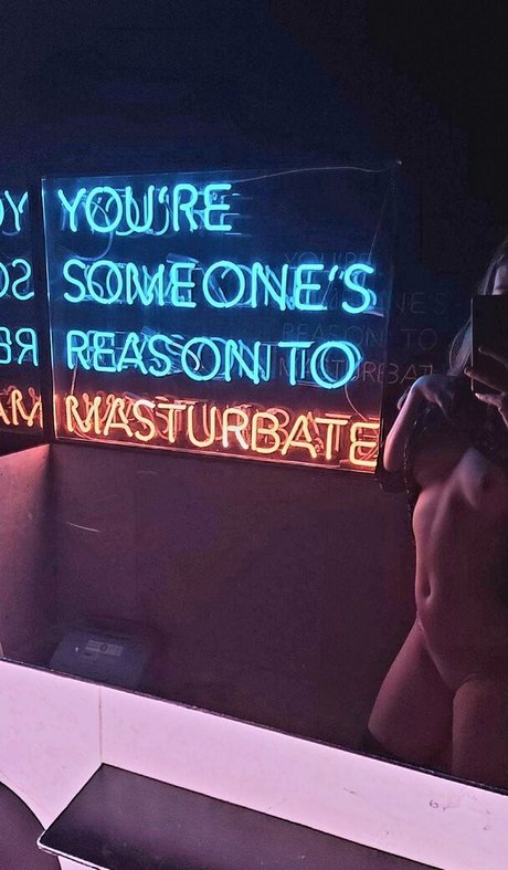 HornGK pornstar naked pic