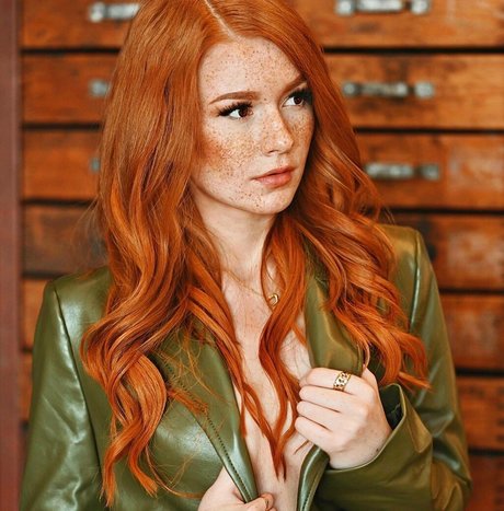 pretty ebony onlyfans erotic images