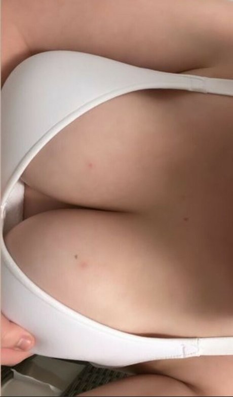 Trap house mom perfect actress image