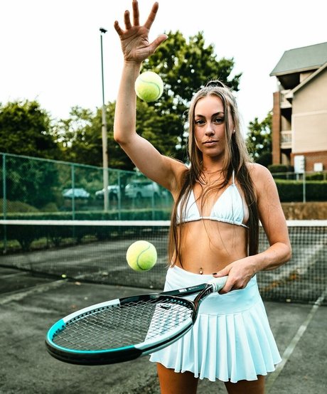 Bekah Bailey profile image