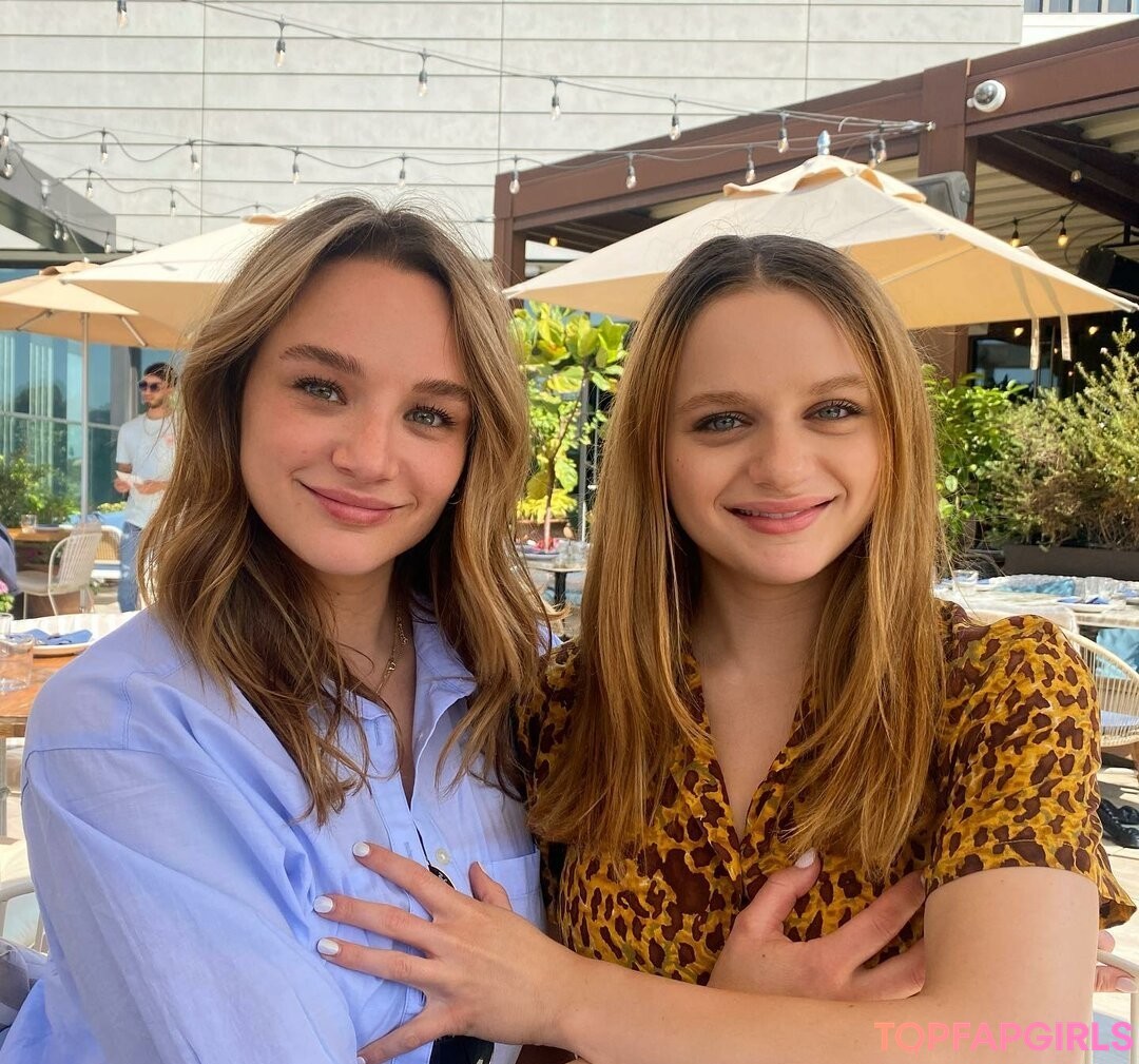 Joey King profile image