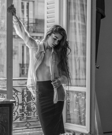 Effy Jones model perfect photos