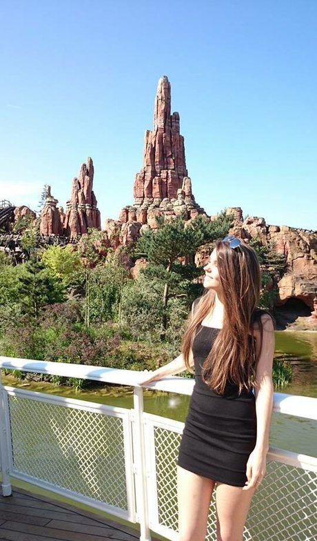 skinny brunette onlyfans art xxx image