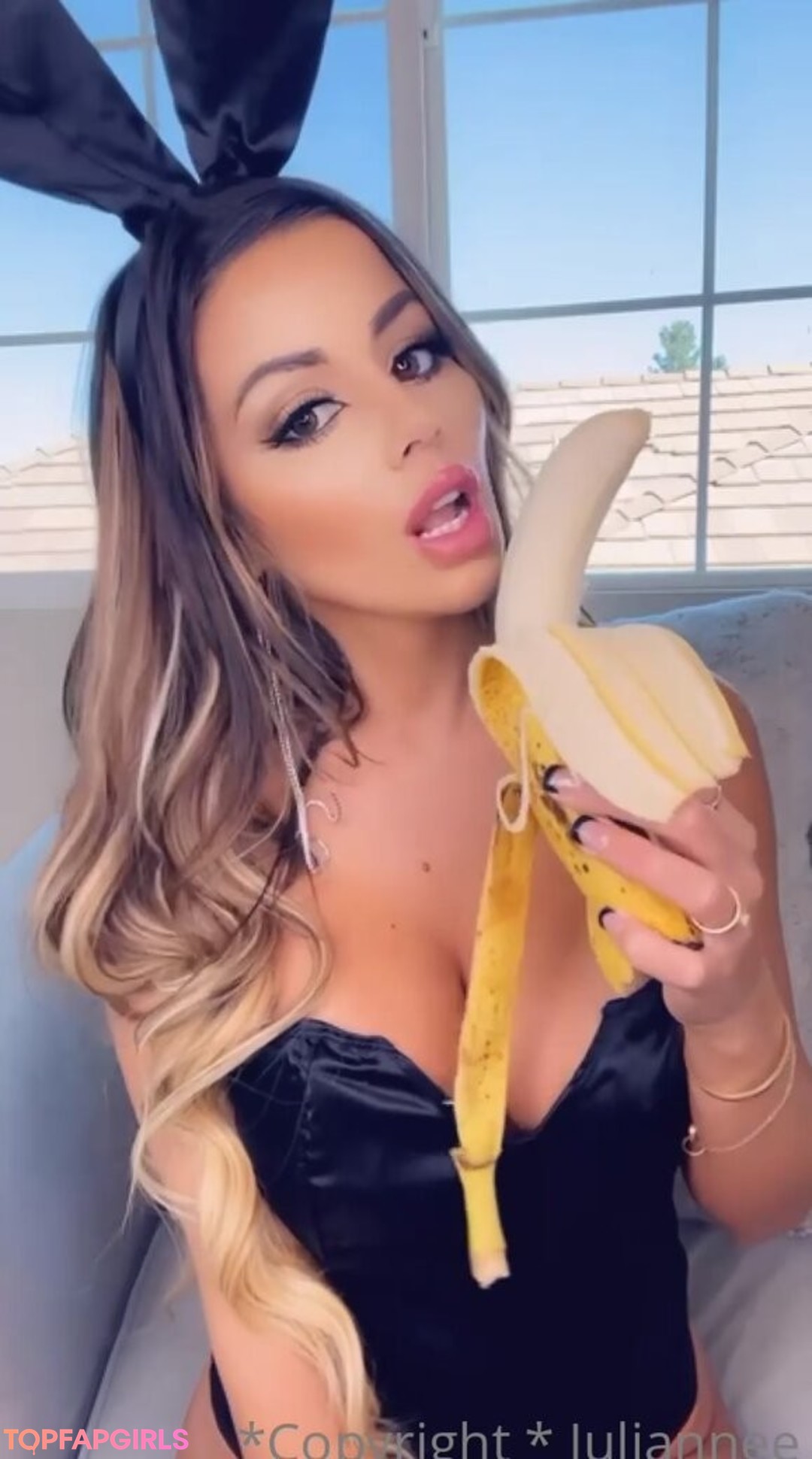 famous nude onlyfans xxx photos