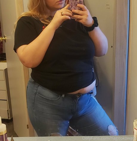 feedistdani art star pics