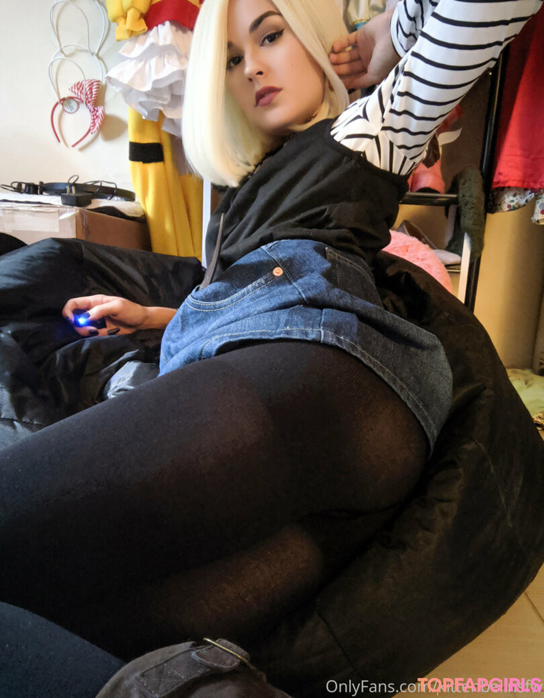 kittenbellnsfw top actress picture