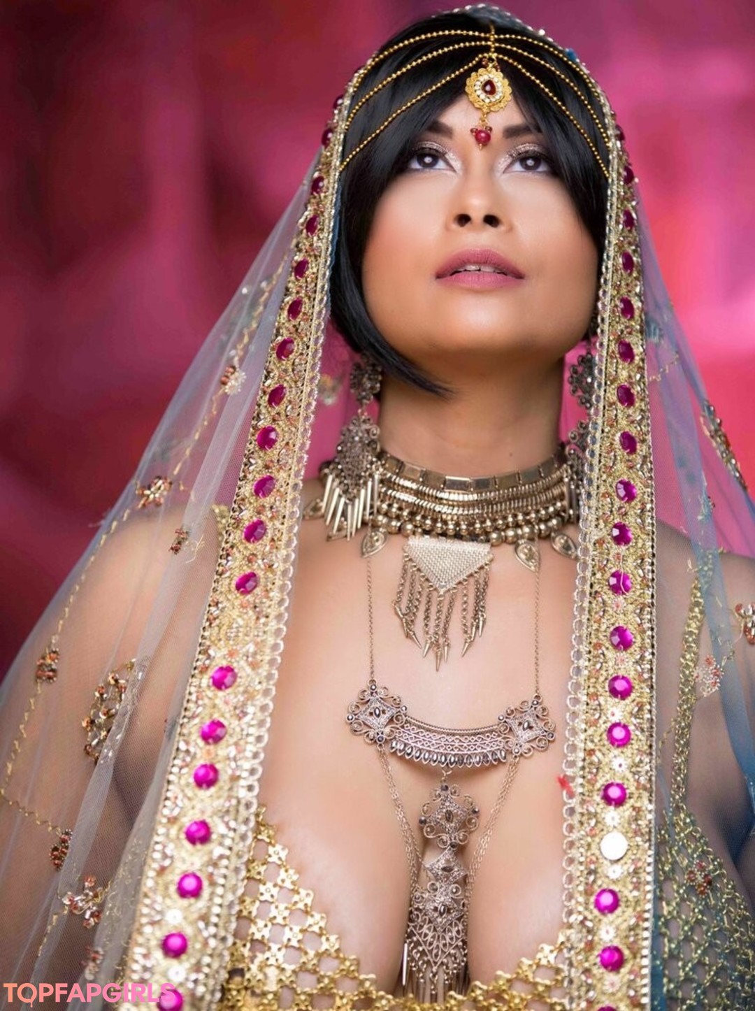 Aiysha Saagar hot model pictures