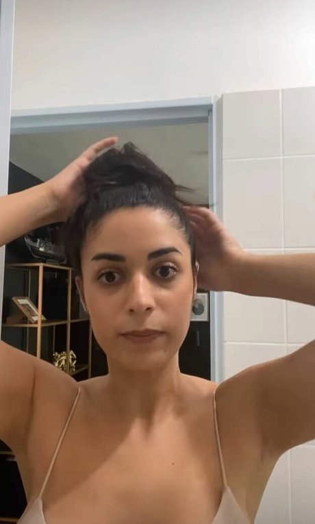 black female onlyfans nude picture