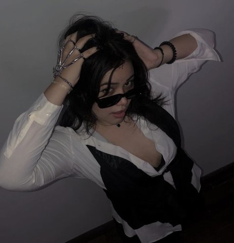 Jazzy Rosie top model photos