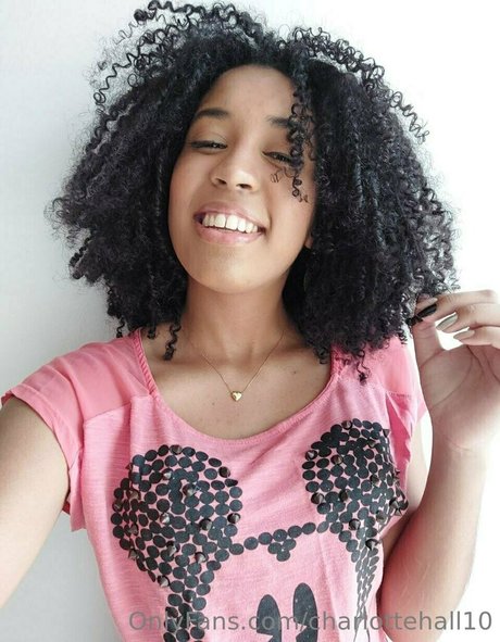 its charl0ttehall nude model pics