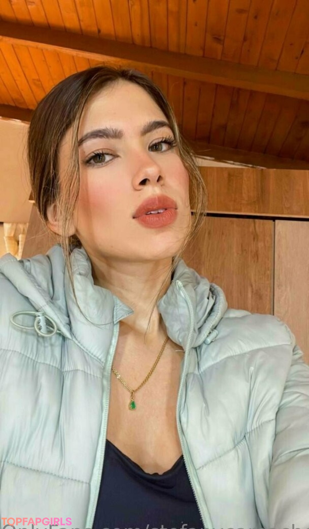 stefanycamacho top profile image