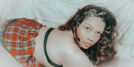 itsaaliyahjadee naked pornstar galleries