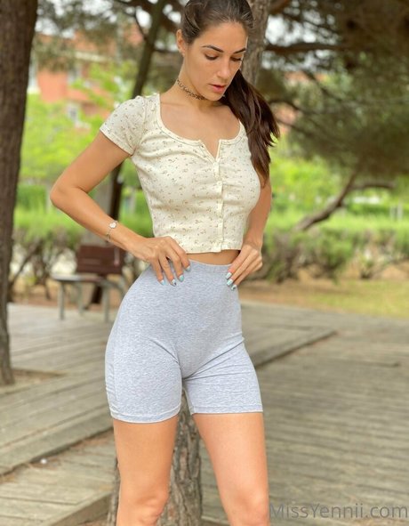 missyennii free pornstar top pic