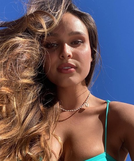 latina teen pussy onlyfans art naked img