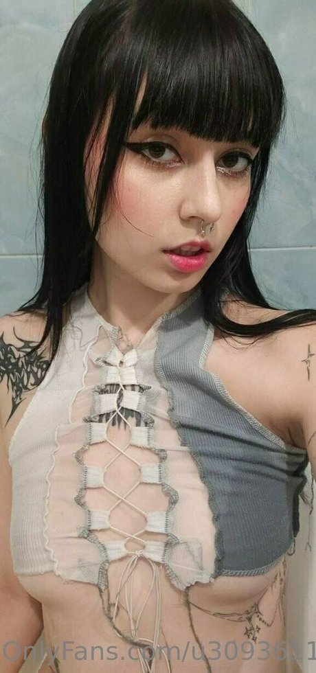 naomi bright top star images