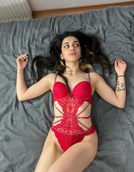 smile2003 perfect pornstar photos