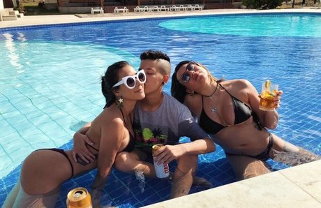 renatapalhanno model naked images