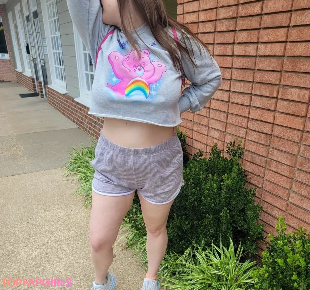 Yourbakedbabe pornstar exclusive images