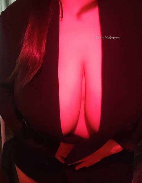 army milf onlyfans top pictures