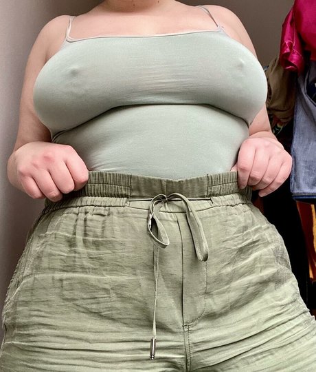 monster tits onlyfans free photo