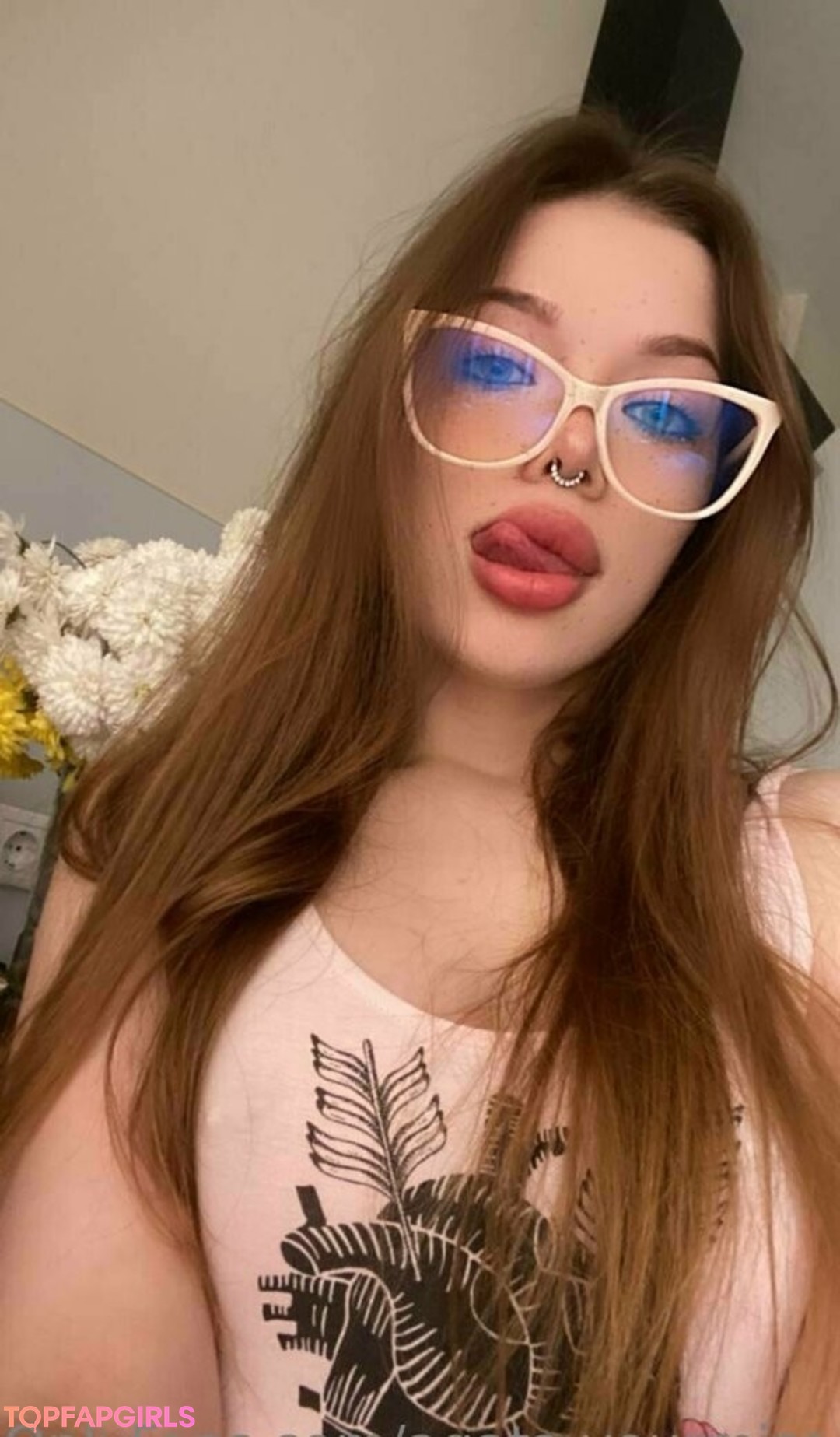 agata yourmiss hot actress image
