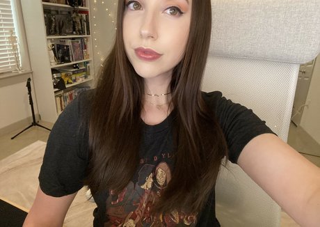 mouth onlyfans beautiful naked photo