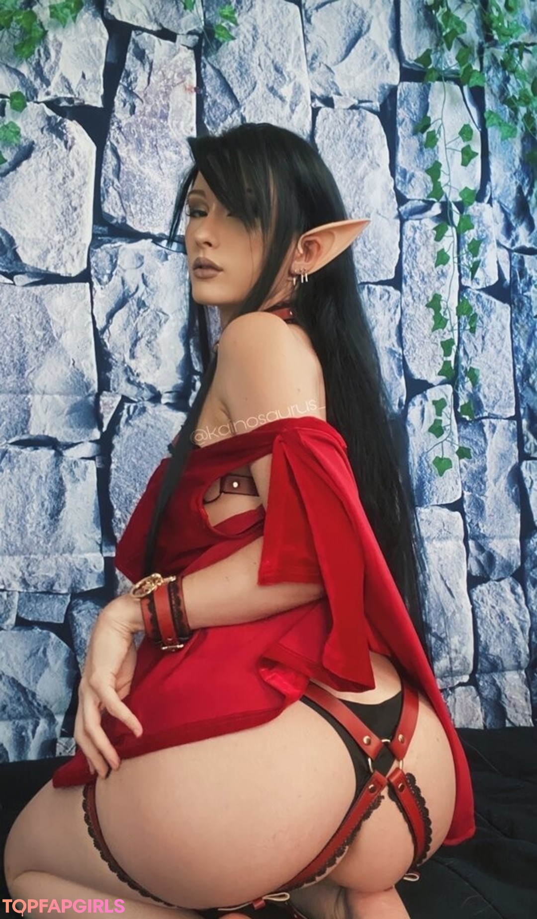 kainosaurus nudes actress pics