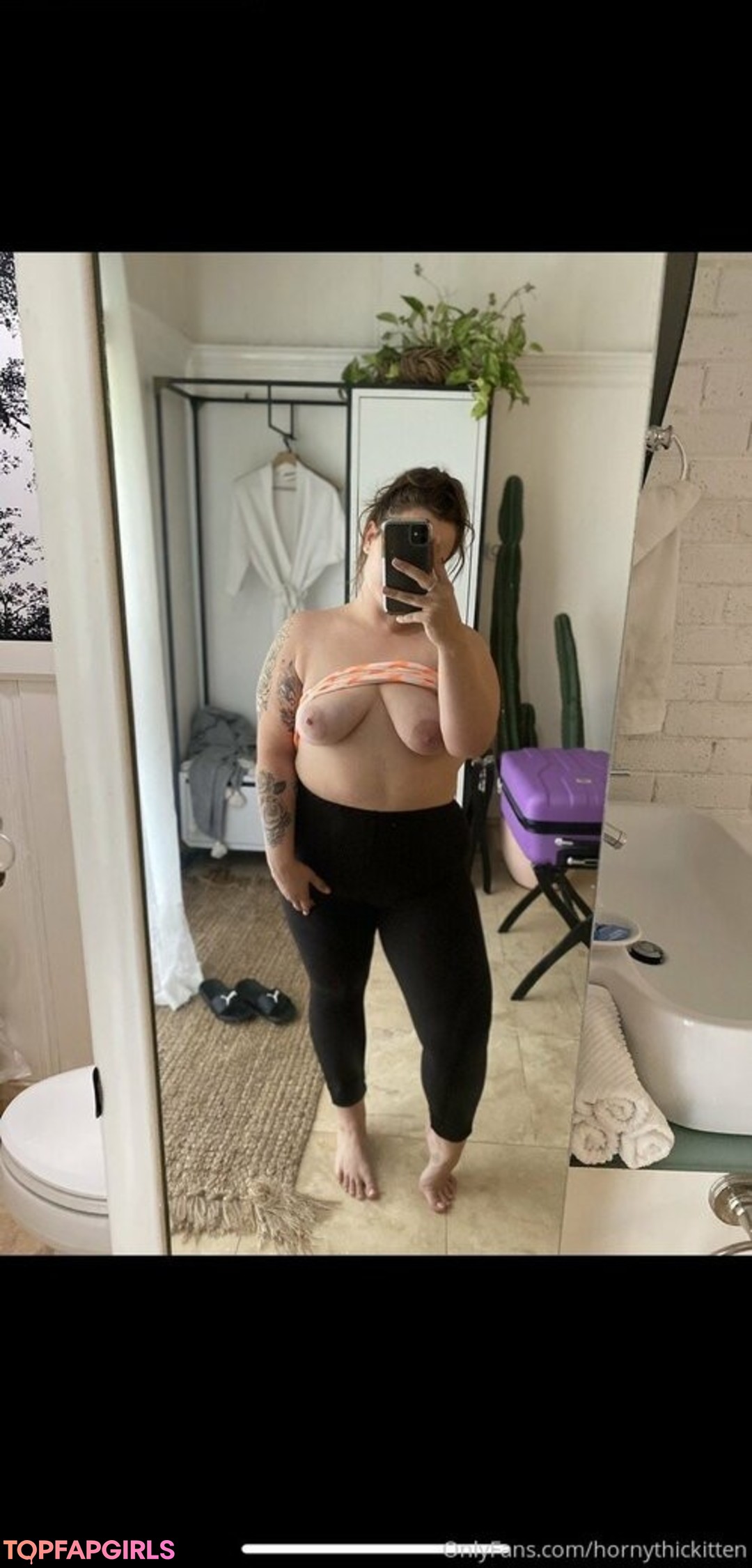 hornythickitten free pornstar picture