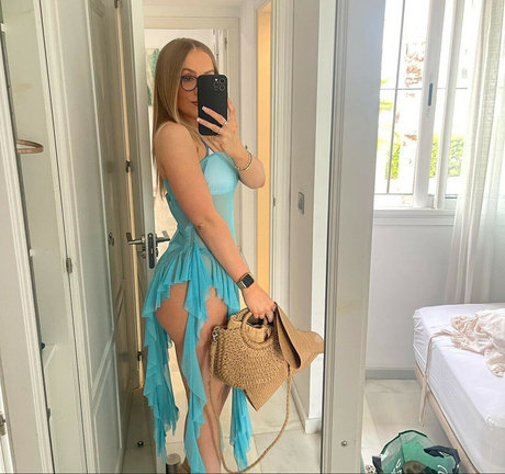 Brogan Small erotic actress galleries