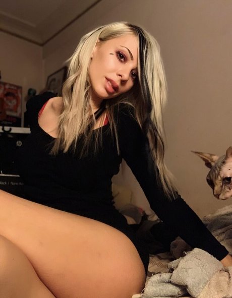 Ai Mori pornstar art archive