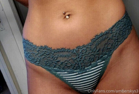 Amber Skys naked pornstar archive